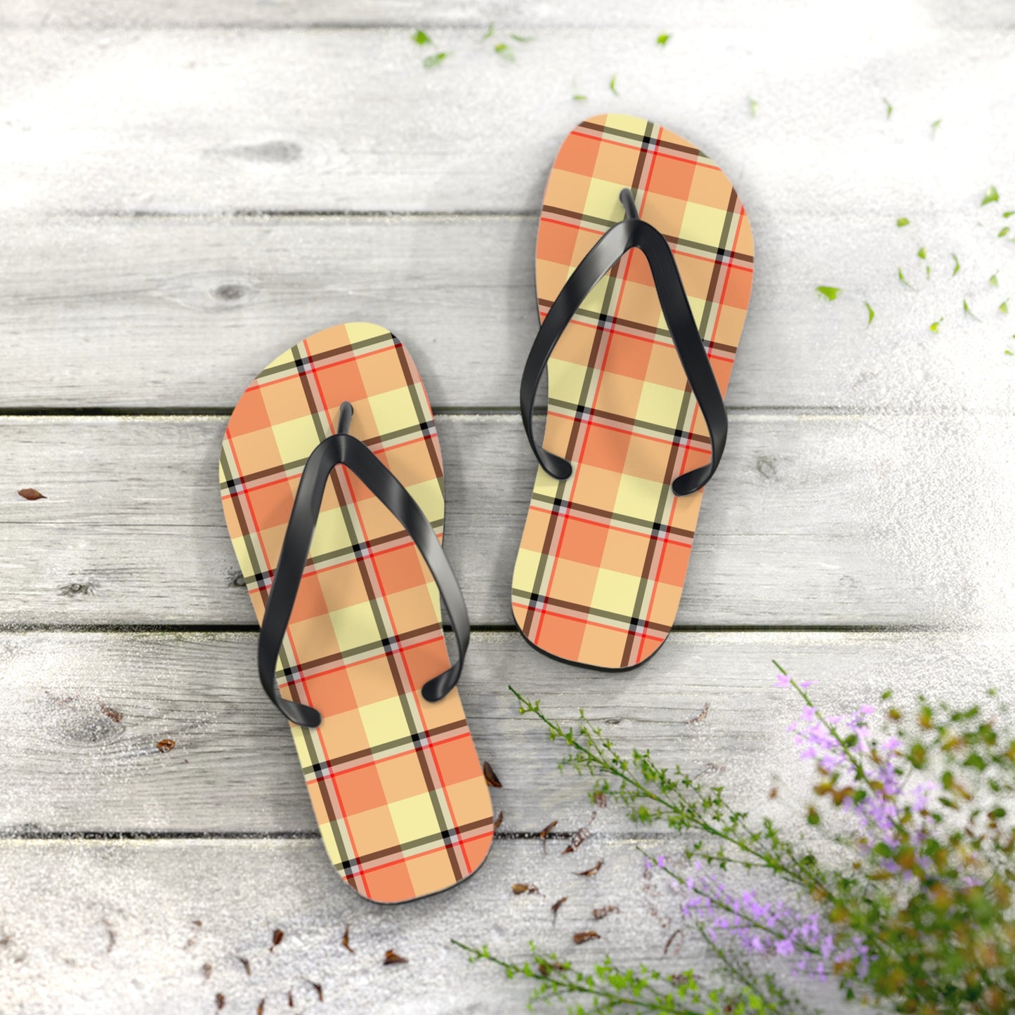 Stylish Plaid Flip Flops for Summer, BeachFootwear, Vacation Sandals, Casual Slip-On Shoes - Celtic Scents