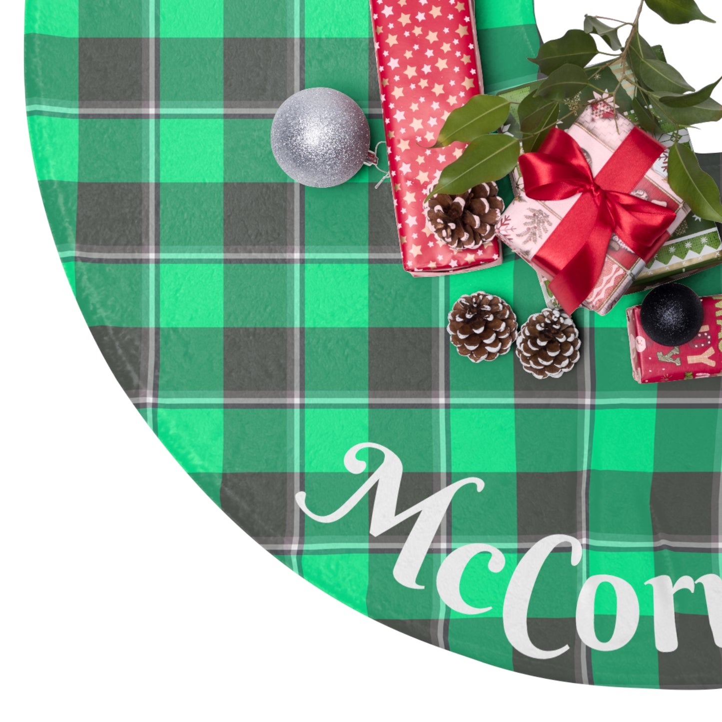 Christmas Tree Skirt - Personalized Plaid Holiday Decor, Festive Home Accessory, Winter Wonderland Decoration, Christmas Gift Idea - Celtic Scents