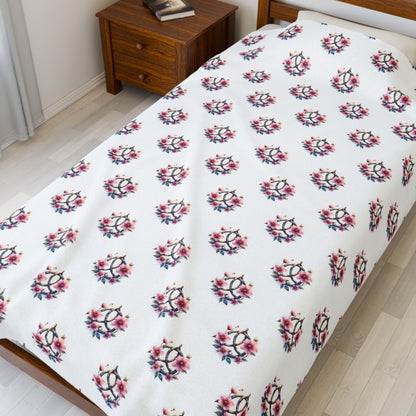 Celtic Knot Floral Velveteen Plush Blanket | Cozy Floral Throw, Soft Home Decor, Perfect for Gifts, Cozy Nights, Warm Decor - Celtic Scents